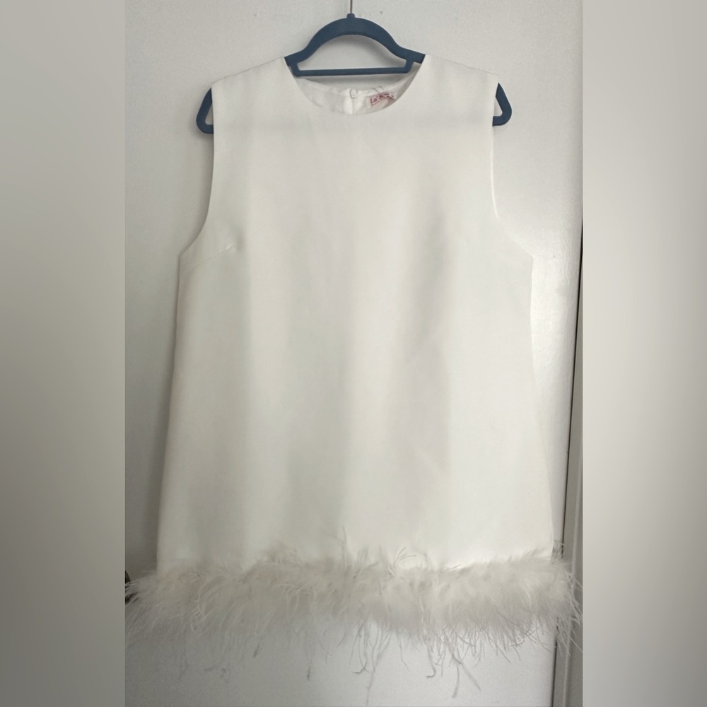Women’s Bella and Bloom Feather Shift Dress